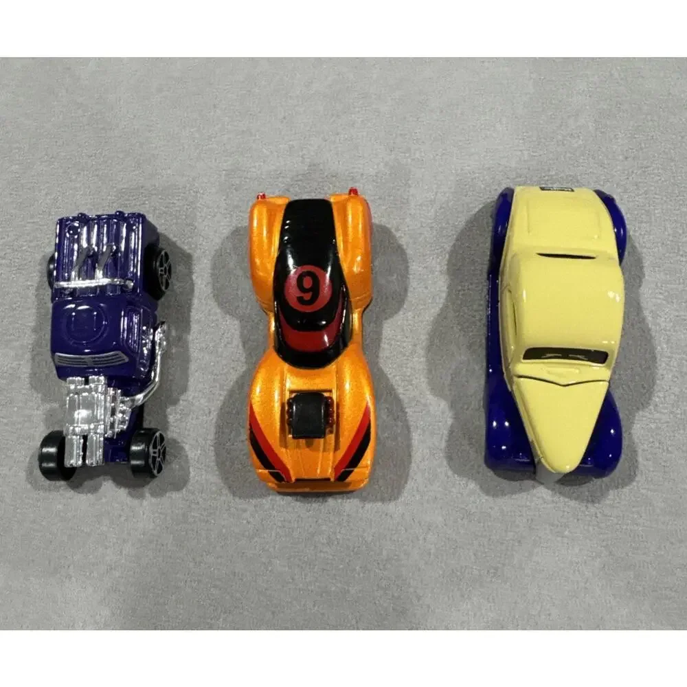Lot Of 3 Maisto Die Cast Cars Toy Cars Vehicles Colorful